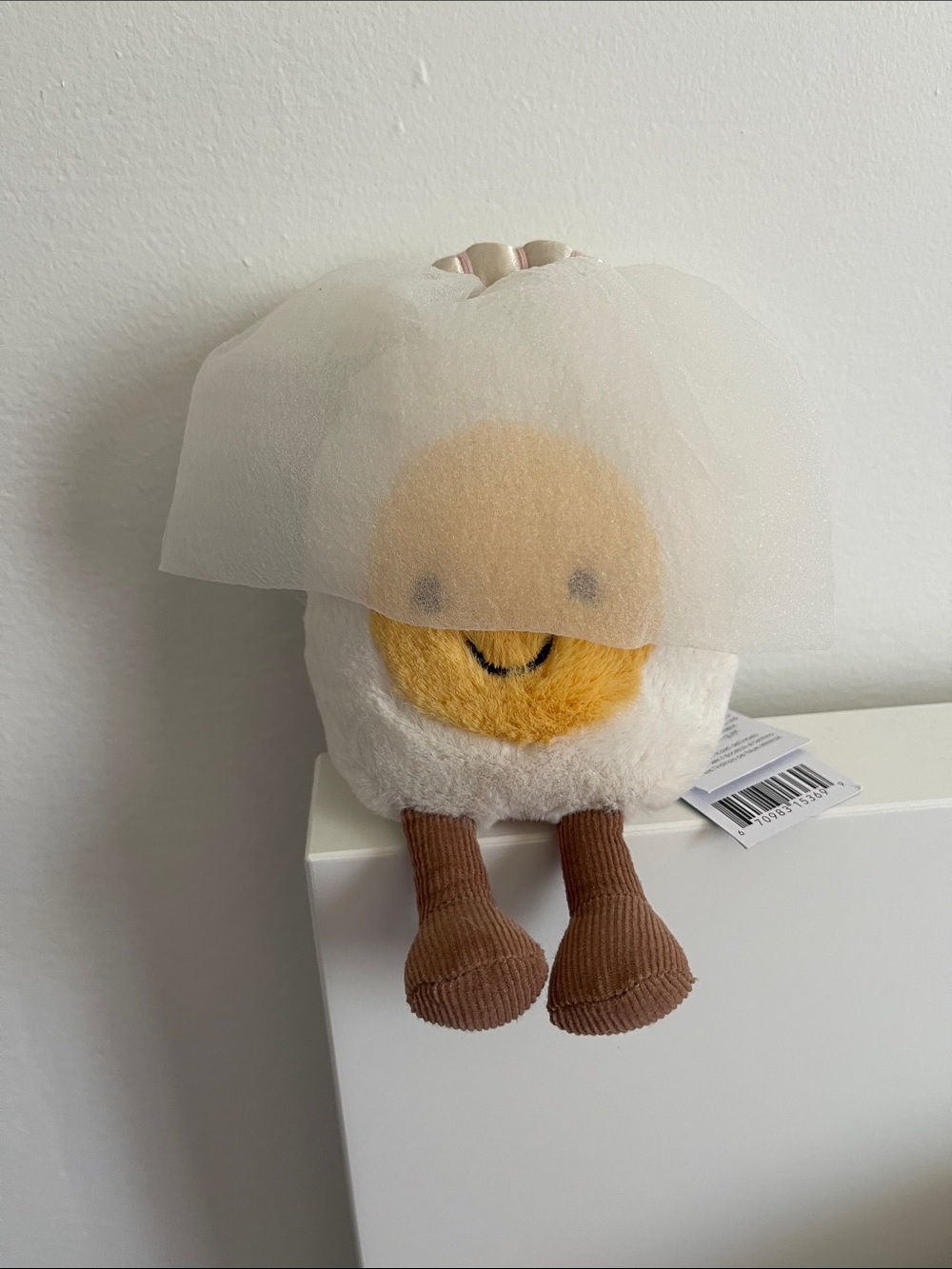 Jellycat Amuseables Bride Egg